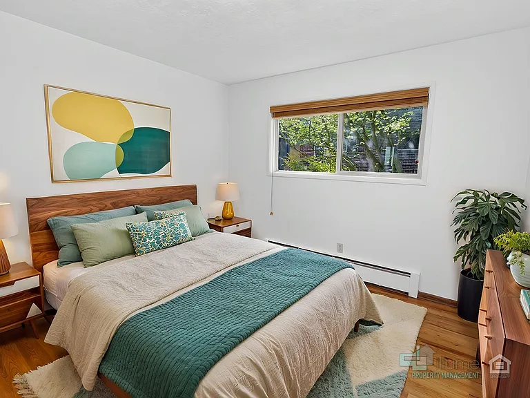908 SW Gaines St #31 — Photo 1