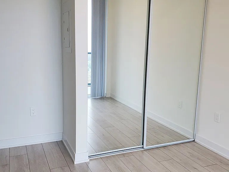 5858 Yonge St #2511 — Photo 7