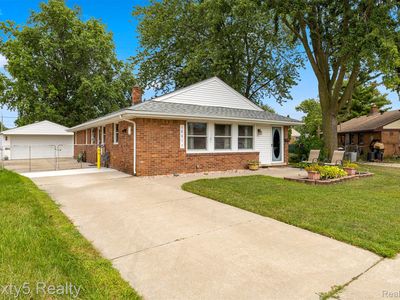 18077 Matthews St, Riverview, MI, 48193