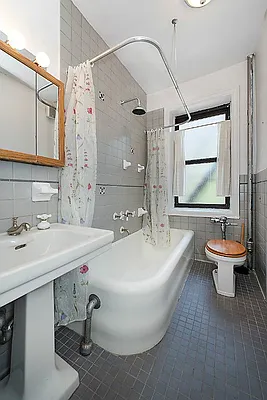 Sold by Level Group | media 11