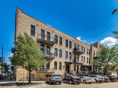 3133 N Lakewood Ave APT 4C, Chicago, IL, 60657