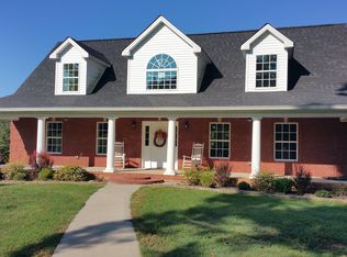 532 Anglin Ridge Rd, Dover, TN 37058