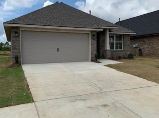 7765 Ferndale Dr, Olive Branch, MS 38654