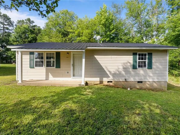 1011 Breeze Way Ct, Asheboro, NC 27203