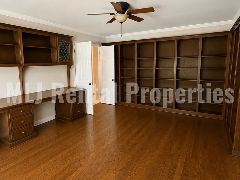 5881 S Irvington Ave — Photo 6