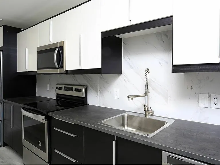 4915 Bryan St — Photo 4
