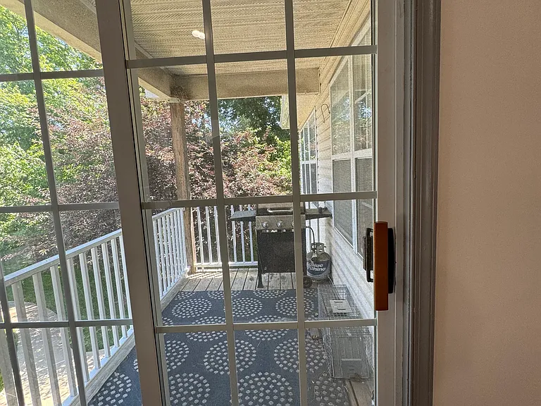 387 Lackland Ave — Photo 5