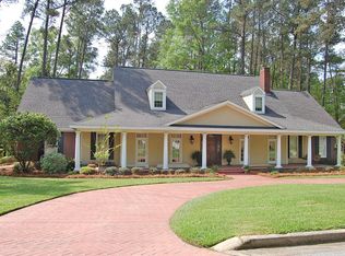 28 Grand Bayou Cir, Hattiesburg, MS 39402