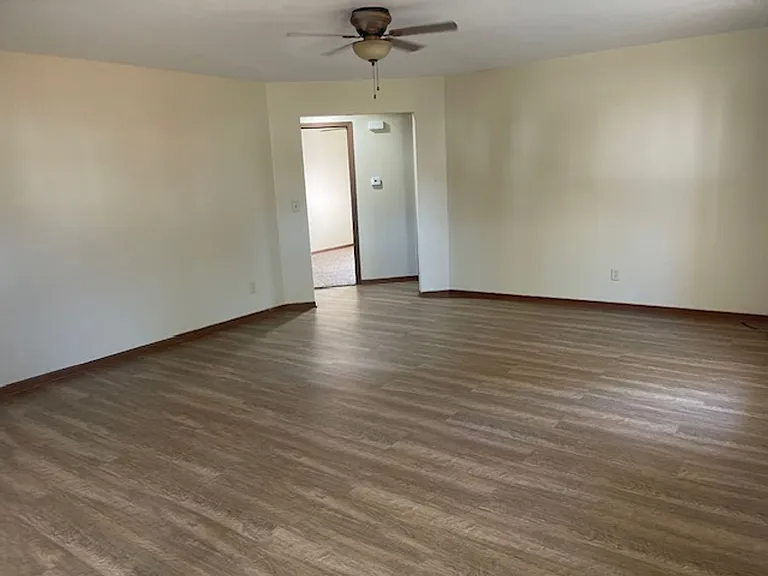 108 W Olive St — Photo 9