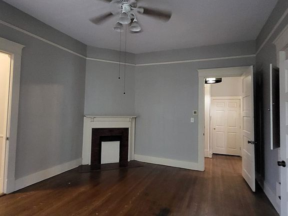 3rd image of 37 S McLean Blvd