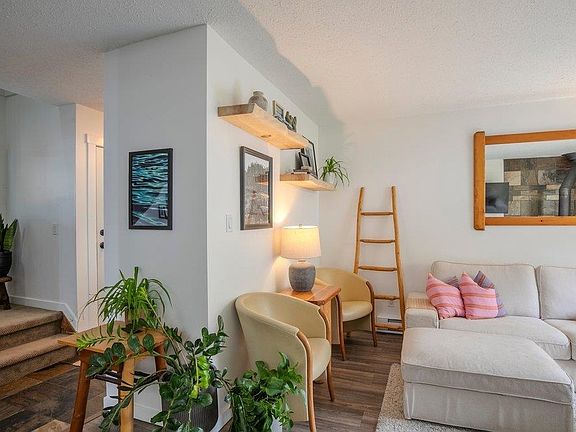 4th image of 39752 Government Rd #15