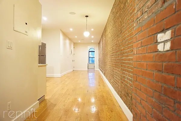 Rented by Rennit Inc. | media 19