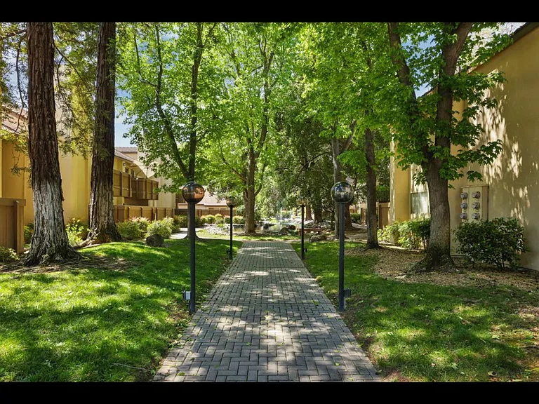 3701 Colonial Dr #228 — Photo 6