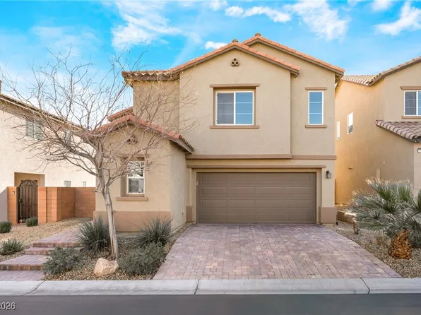 7733 Pyrenees Park Dr, Spring Valley, NV 89113