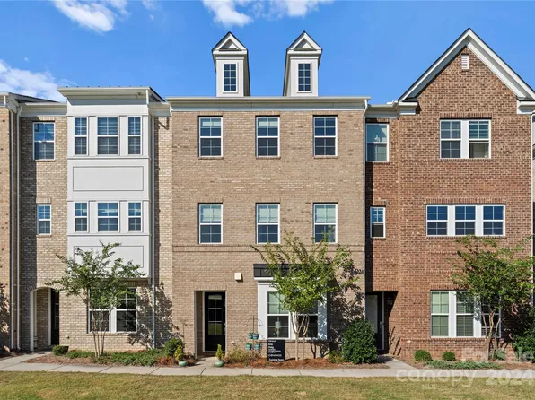 7847 Reunion Row Dr, Charlotte, NC 28277