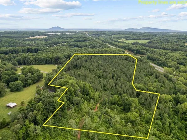 8035 Stroupe Farm Rd, Tobaccoville, NC 27050