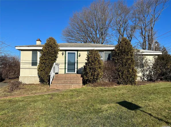248 Central Avenue, East Farmingdale, NY 11735