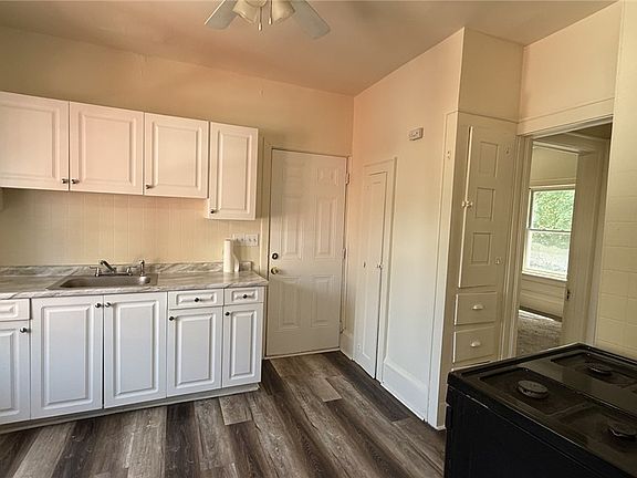 2nd image of 3729 Chelton Rd