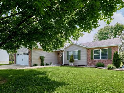 2 Arbor Spgs, Troy, IL, 62294