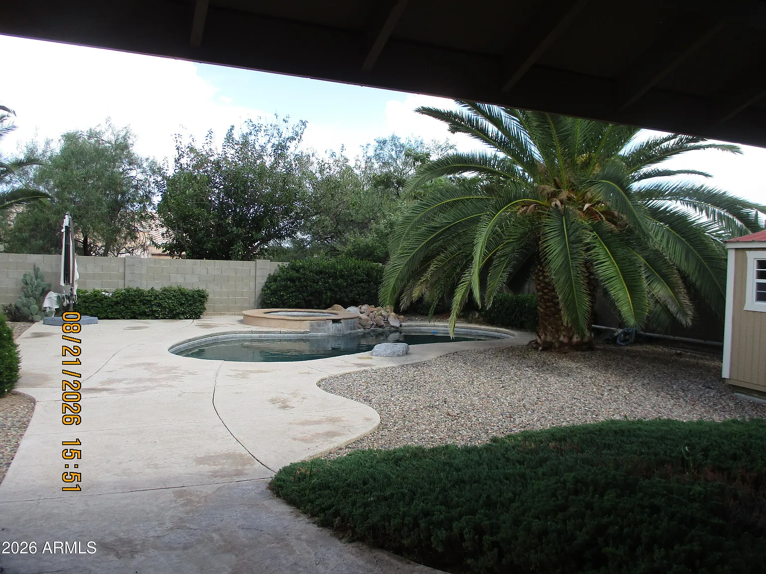 4 bed, 2.0 bath, 2494 sqft, $2,600 — Photo 3