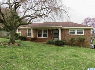 2213 Gilbreath Rd NW, Huntsville, AL 35810