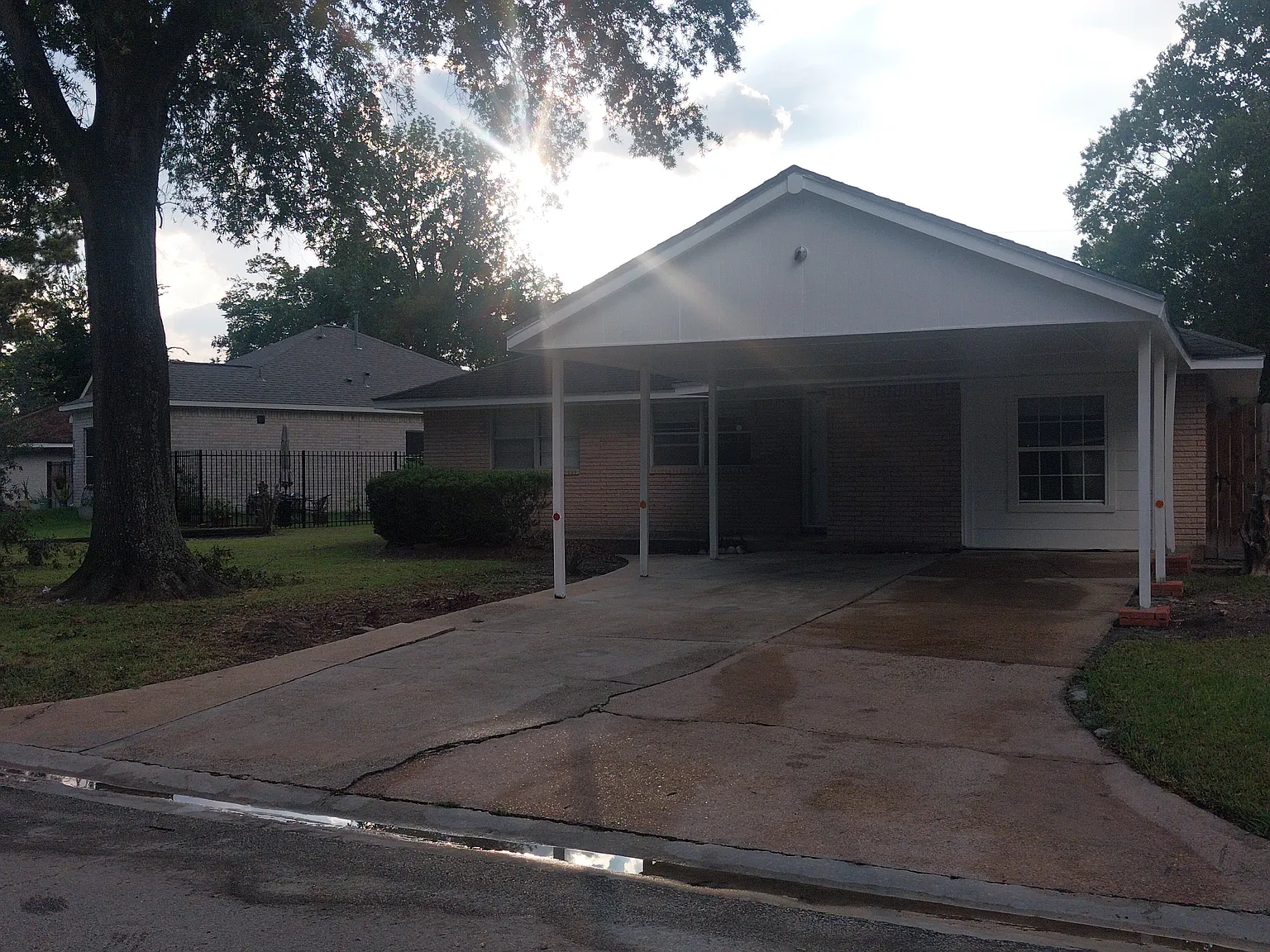 3 bed, 1360 sqft, $1,700 — Photo 3