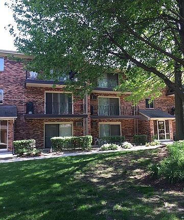 2nd image of 5330 Waterbury Ln APT 1106A