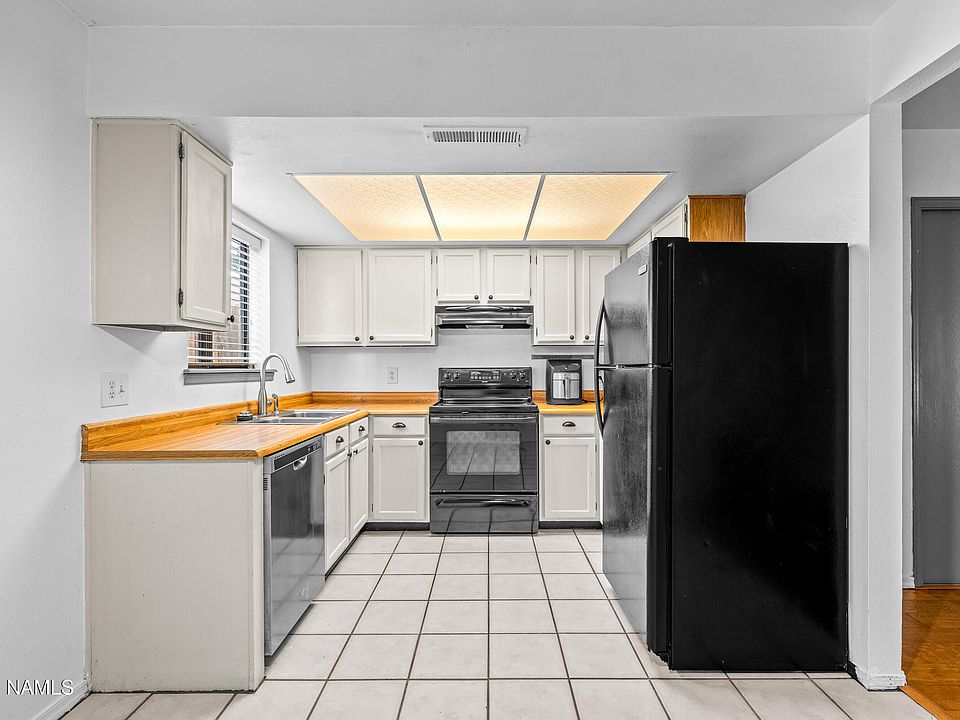 1st image of 501 W Santa Fe Ave APT 24