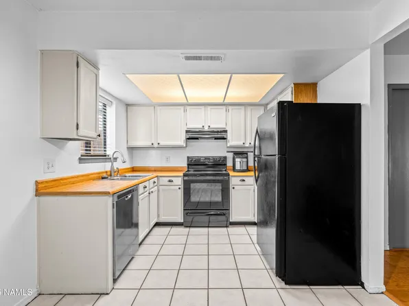 501 W Santa Fe Ave APT 24, Flagstaff, AZ 86001