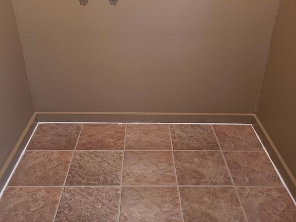 Laundry room. Upstairs with all bedrooms.