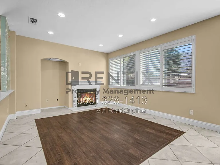 6694 Cowboy St — Photo 7