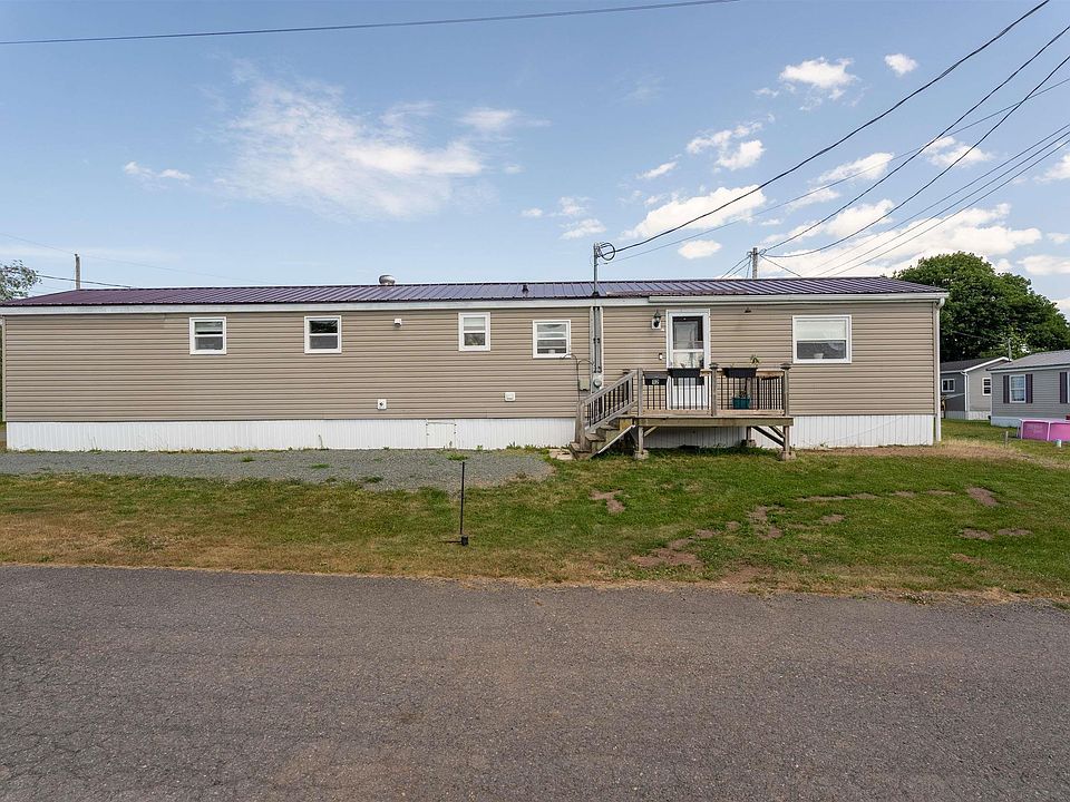 1st image of 12 Matheson Dr