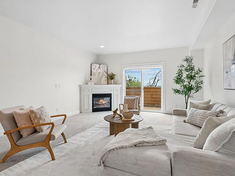 4830 SW View Point Ter — Photo 6