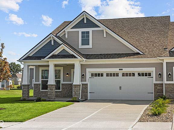 3rd image of 10634 Maidenhair Dr