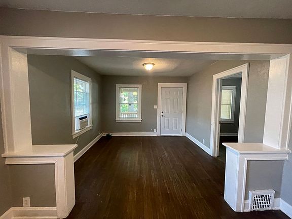 2nd image of 5405 Olive St