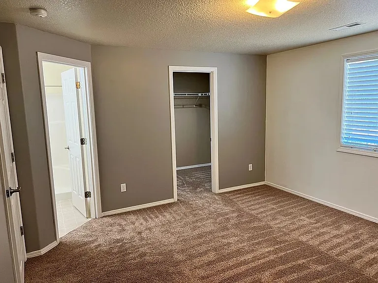 8225 Sweetbrier Loop SE — Photo 26