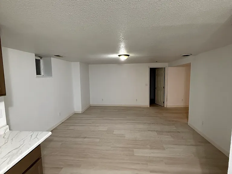 726 5th Ave N #2 — Photo 7
