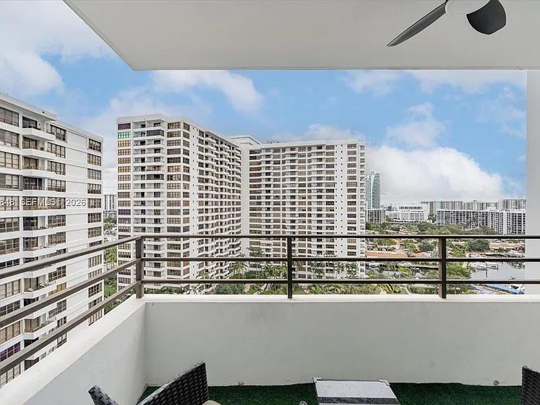 600 Three Islands Blvd #1413 — Photo 15