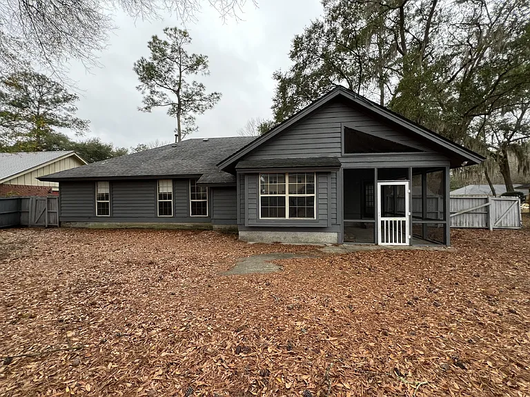 406 Club Dr — Photo 15