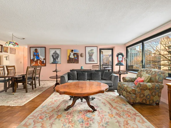 531 Main Street image 1 of 20