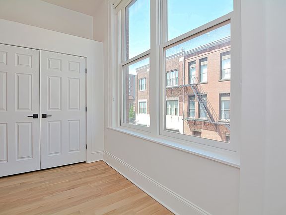 5th image of 244 Weybosset St #204