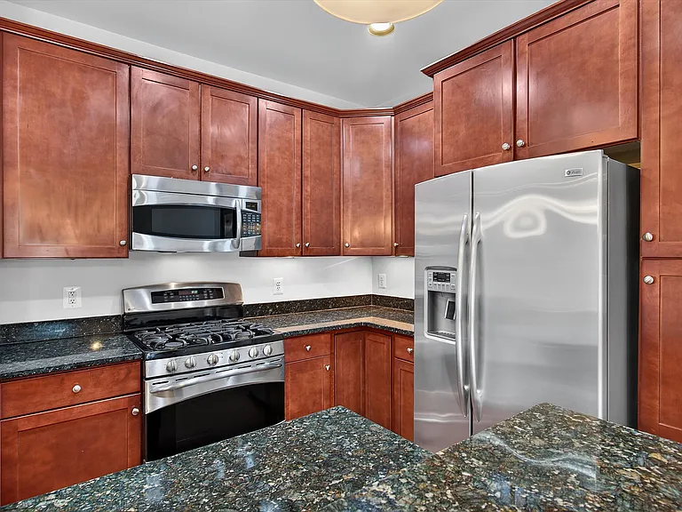 43845 Centergate Dr — Photo 15