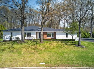 161 Yukon Drive, Woodbury, NY 11797