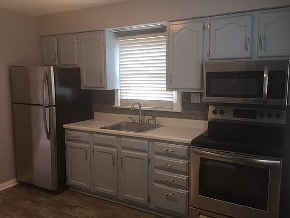 4th image of 4320 Jamieson Ave