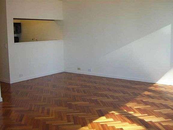 4th image of 150 W 56th St APT 3806