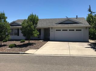787 Saint Andrews Cir, Ashland, OR 97520