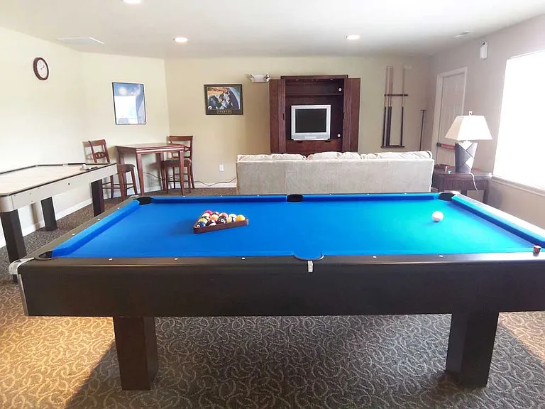 Lebanon Apartments — Photo 5