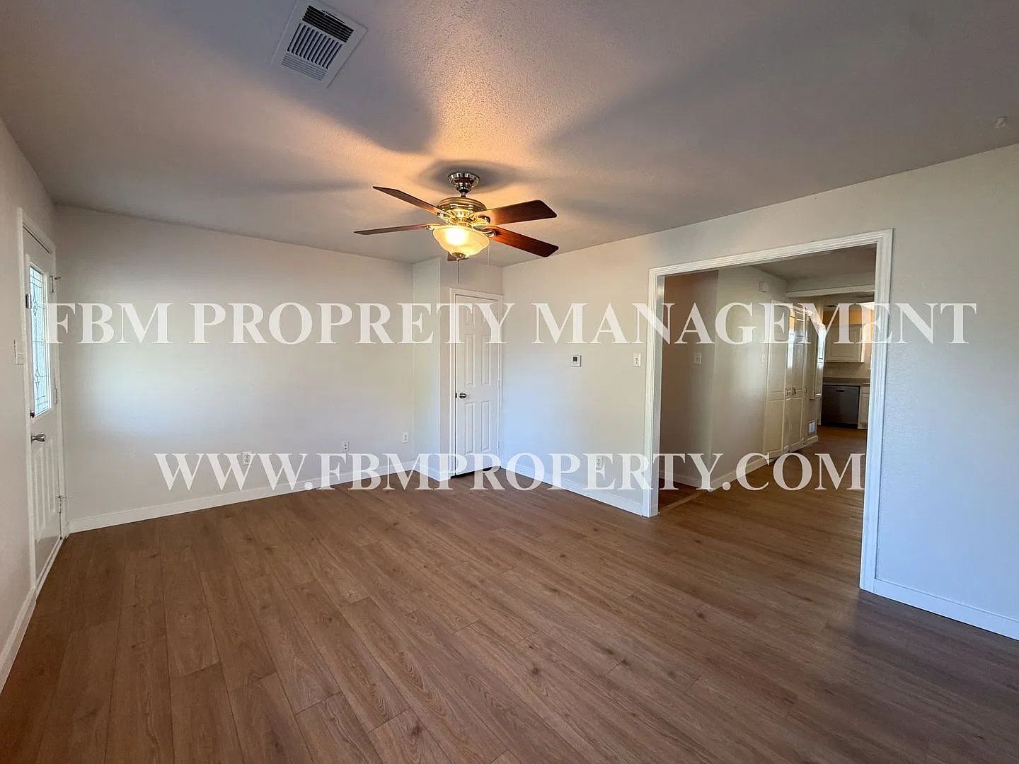 3 bed, 2.0 bath, 1280 sqft, $1,575 — Photo 3