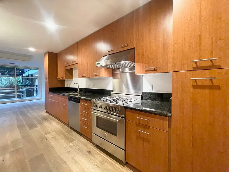 850 Minnesota St #155 — Photo 31