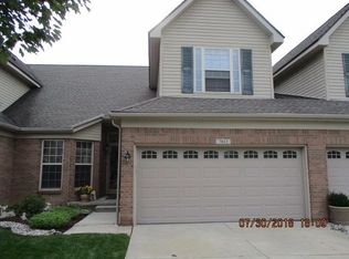 7812 Chloe Ct, Belleville, MI 48111
